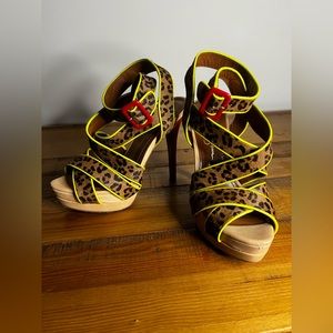 Jessica Simpson heels